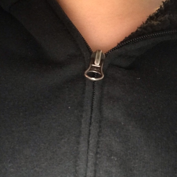 Oversized black fuzzy zip-up hoodie - Picture 4 of 7